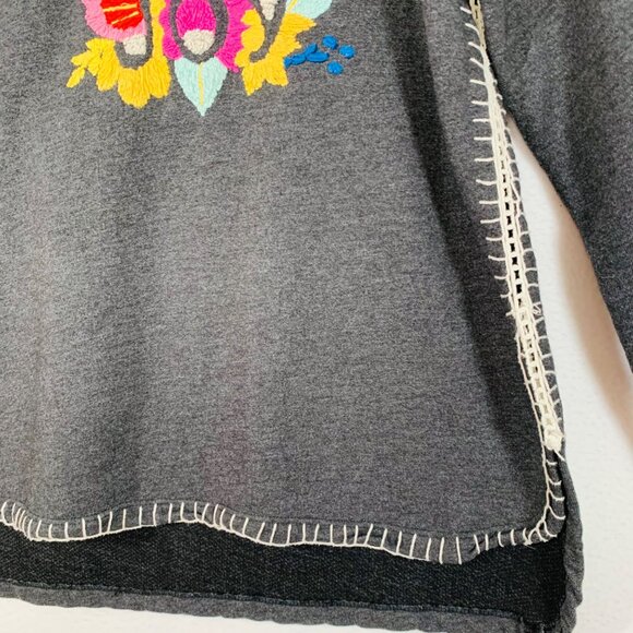 Bleu Bayou Crewel Embroidered Sweater Size S Floral Long Sleeve Blanket Stitch - Picture 6 of 16